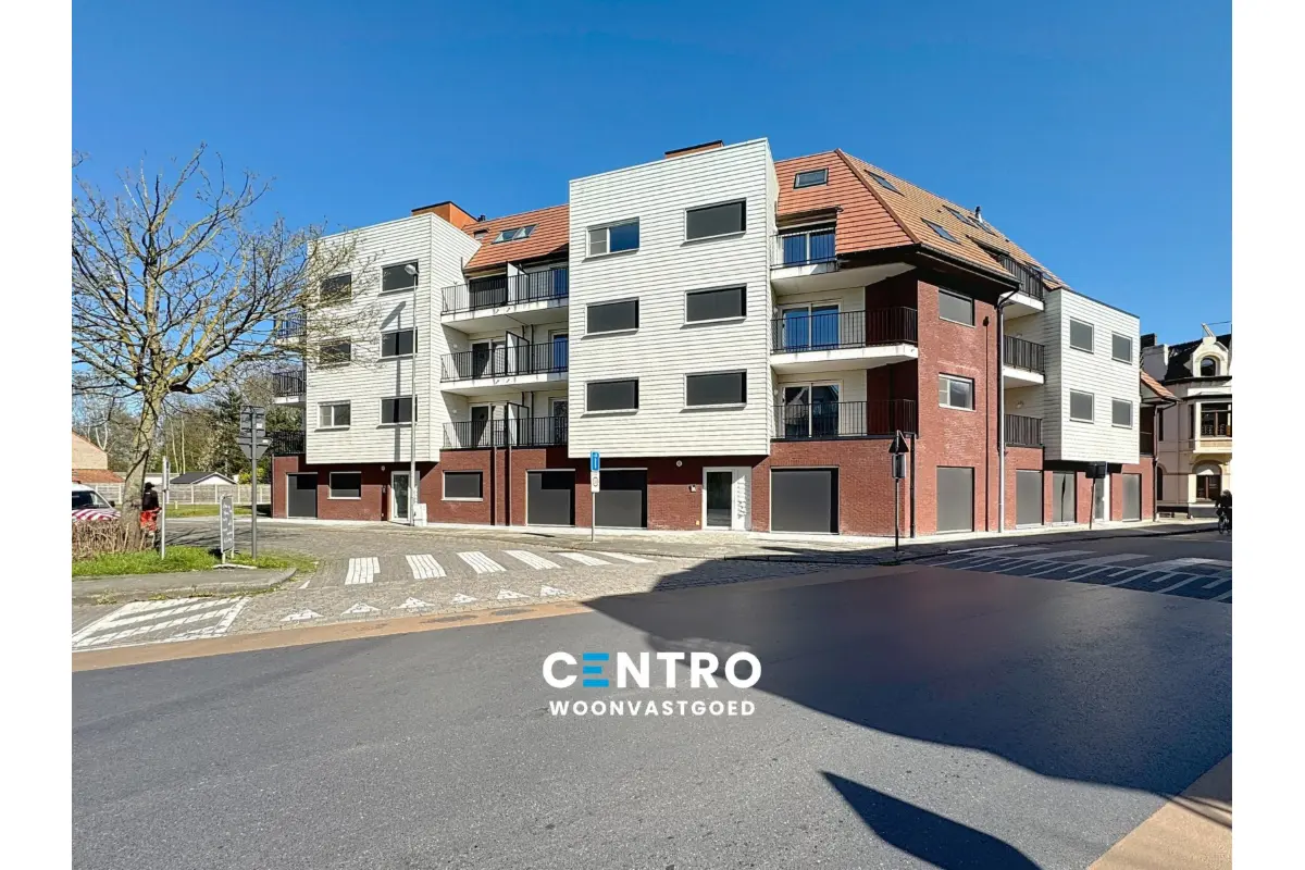 Appartement te  koop in Eernegem 8480 4950000.00€ 24 slaapkamers 1498.00m² - Zoekertje 492600