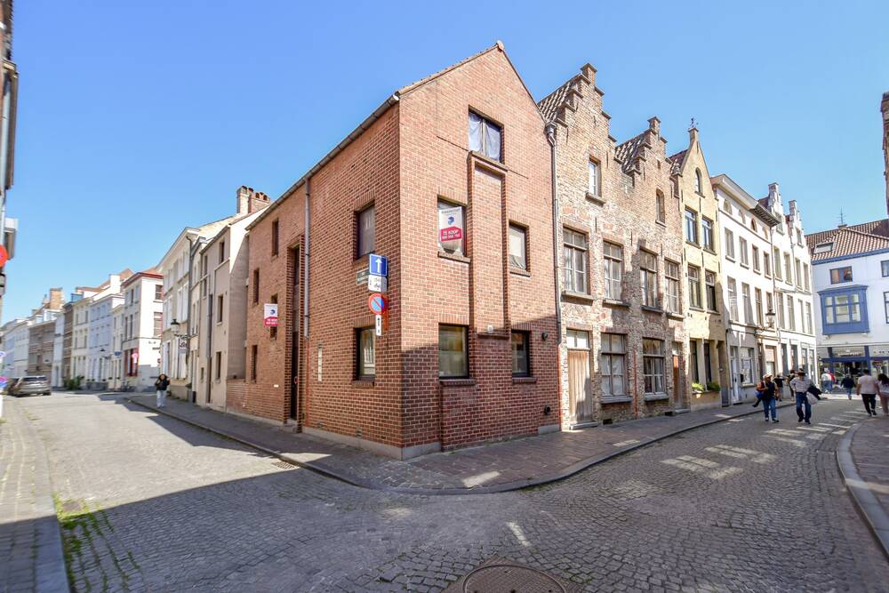Huis te koop in Brugge 8000 299000.00€ 3 slaapkamers 168.00m² - Zoekertje 493166