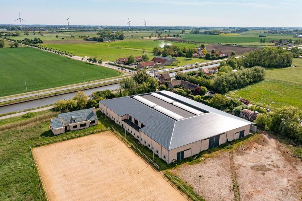 Handelszaak te koop in Oudenburg 8460 0.00€ slaapkamers m² - Zoekertje 493070