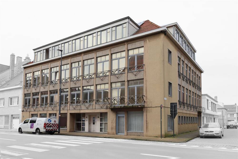 Huis te koop in Oostende 8400 1500000.00€ 18 slaapkamers m² - Zoekertje 493272