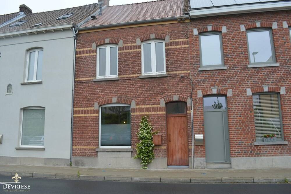 Huis te huur in Zwevegem 8550 1090.00€ 3 slaapkamers 173.00m² - Zoekertje 504620