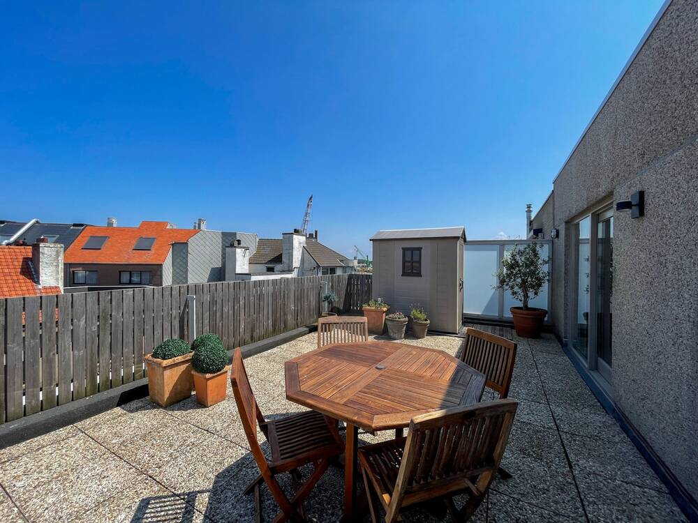 Penthouse te koop in Oostende 8400 460000.00€ 2 slaapkamers m² - Zoekertje 504707