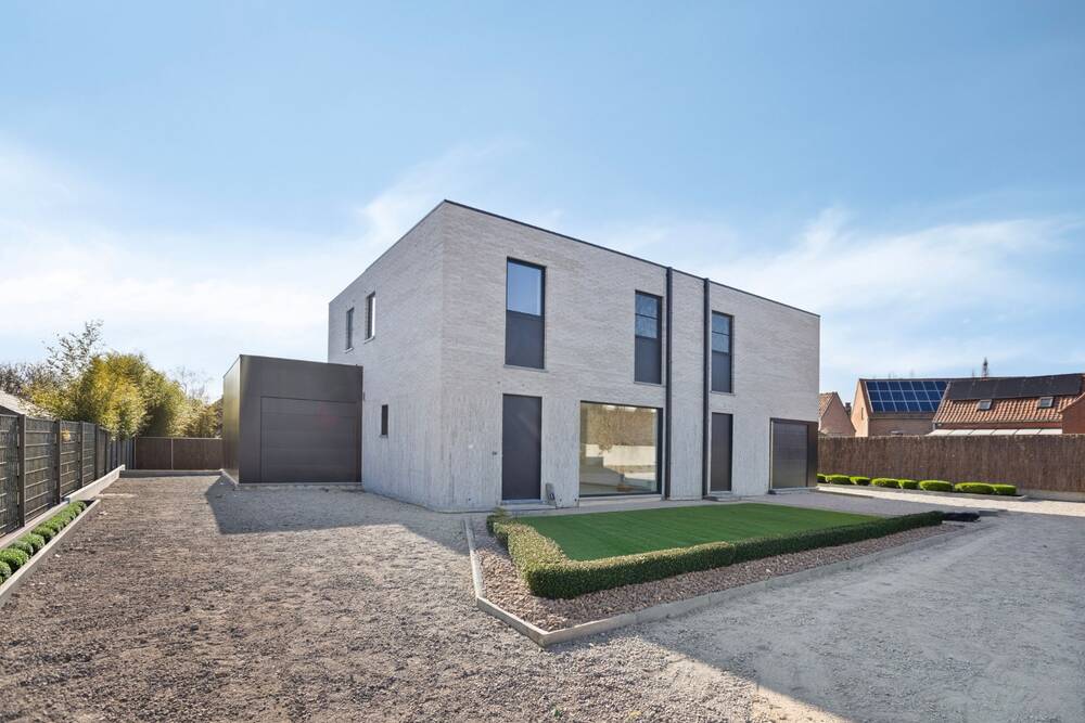 Huis te  koop in Houthulst 8650 389518.00€ 3 slaapkamers 166.00m² - Zoekertje 504373