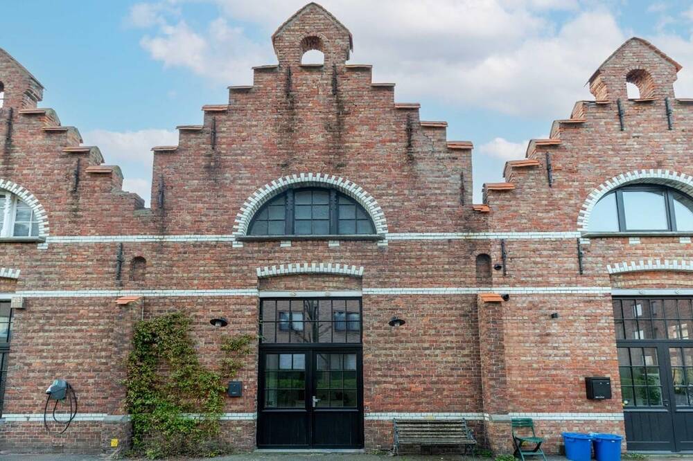 Huis te koop in Brugge 8000 598000.00€ slaapkamers 210.00m² - Zoekertje 502912