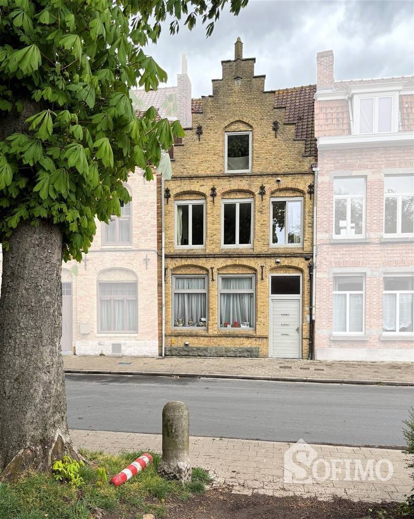 Huis te koop in Ieper 8900 299000.00€ 5 slaapkamers m² - Zoekertje 503275