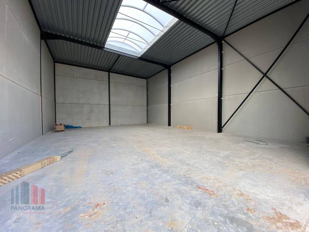 Handelszaak te koop in Izegem 8870 245920.00€ slaapkamers 170.00m² - Zoekertje 503025