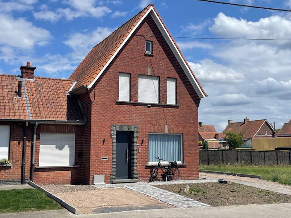 Huis te huur in Koolskamp 8851 870.00€ 2 slaapkamers 139.00m² - Zoekertje 504164