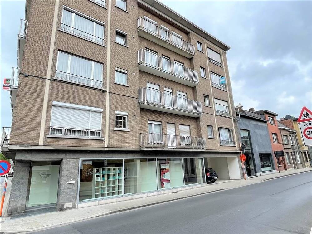 Appartement te huur in Roeselare 8800 740.00€ 2 slaapkamers 85.00m² - Zoekertje 502657