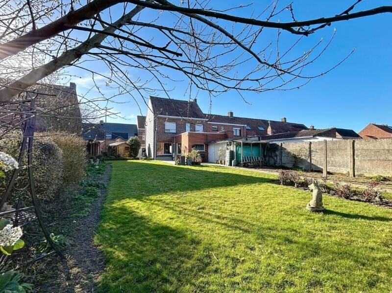 Huis te koop in Langemark-Poelkapelle 8920 259000.00€ 3 slaapkamers 198.00m² - Zoekertje 500873