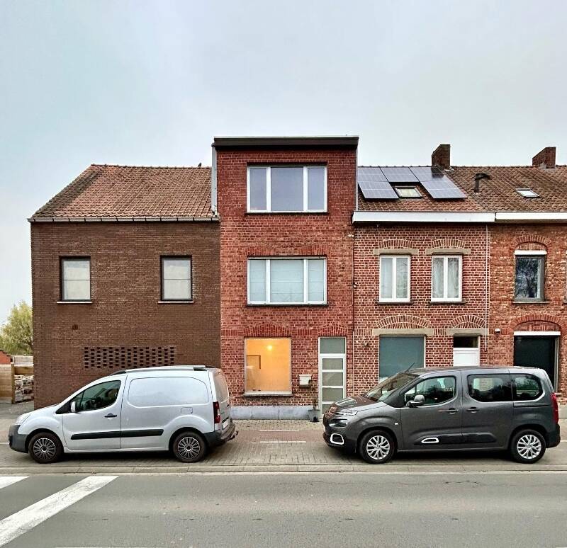 Huis te koop in Roeselare 8800 168000.00€ 4 slaapkamers 139.00m² - Zoekertje 500884