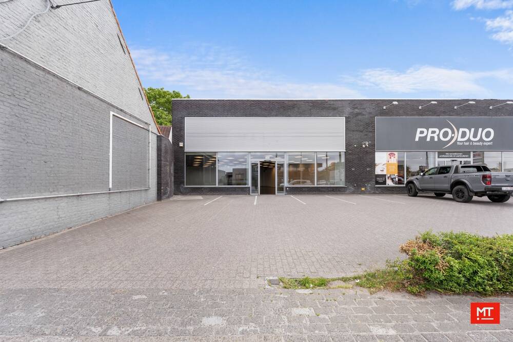 Handelszaak te huur in Roeselare 8800 3850.00€ slaapkamers 458.00m² - Zoekertje 501043