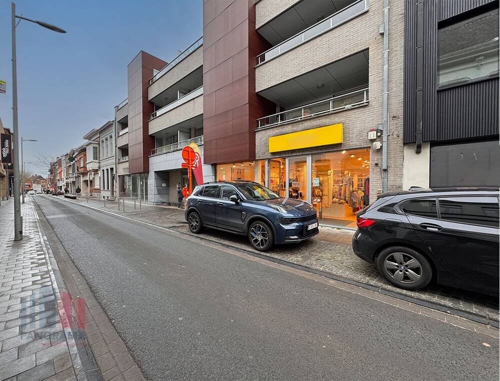 Huis te koop in Izegem 8870 535000.00€ slaapkamers 623.00m² - Zoekertje 500984