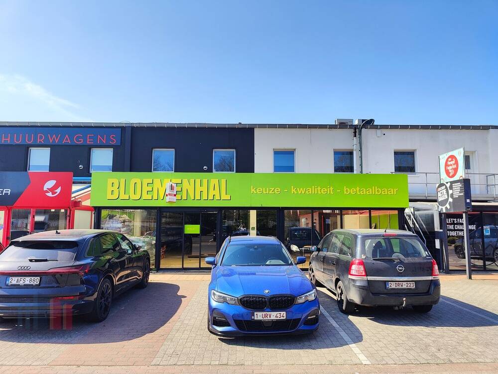Handelszaak te  huur in Brugge 8000 2900.00€  slaapkamers 410.00m² - Zoekertje 500790