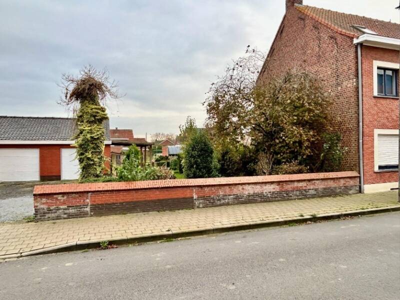 Grond te koop in Zwevegem 8550 155000.00€ slaapkamers m² - Zoekertje 500877
