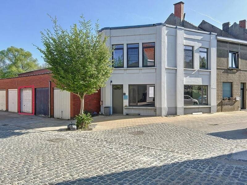 Huis te koop in Kortrijk 8500 319000.00€ 2 slaapkamers 157.00m² - Zoekertje 500891