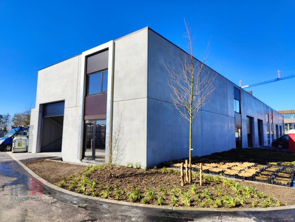 Handelszaak te huur in Oudenburg 8460 1400.00€ slaapkamers 280.00m² - Zoekertje 500820