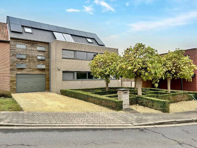Huis te koop in Avelgem 8580 489000.00€ 4 slaapkamers 292.00m² - Zoekertje 500889