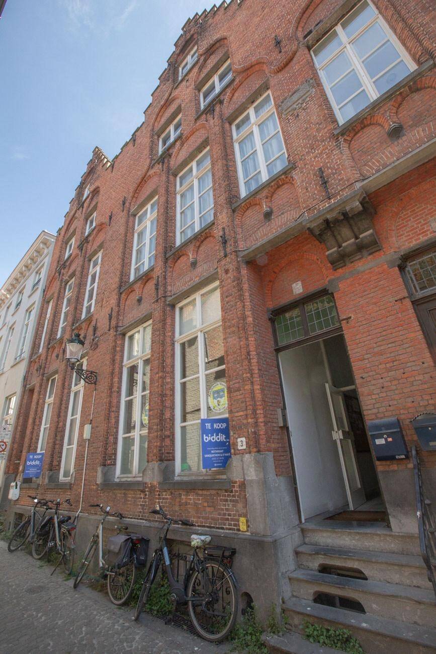 Andere te  koop in Brugge 8000 675000.00€  slaapkamers m² - Zoekertje 500474