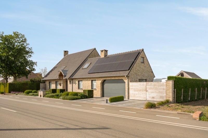 Huis te in Langemark-Poelkapelle 8920 575000.00€ 3 slaapkamers 243.00m² - Zoekertje 499691