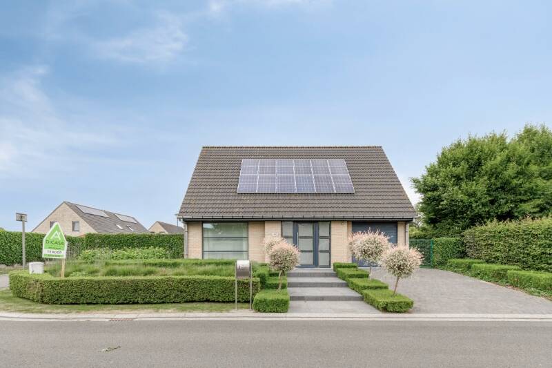 Huis te koop in Roeselare 8800 450000.00€ 3 slaapkamers 153.00m² - Zoekertje 499787