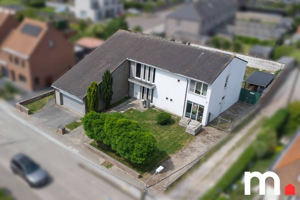 Huis te koop in Ledegem 8880 575000.00€ 6 slaapkamers 450.00m² - Zoekertje 499627
