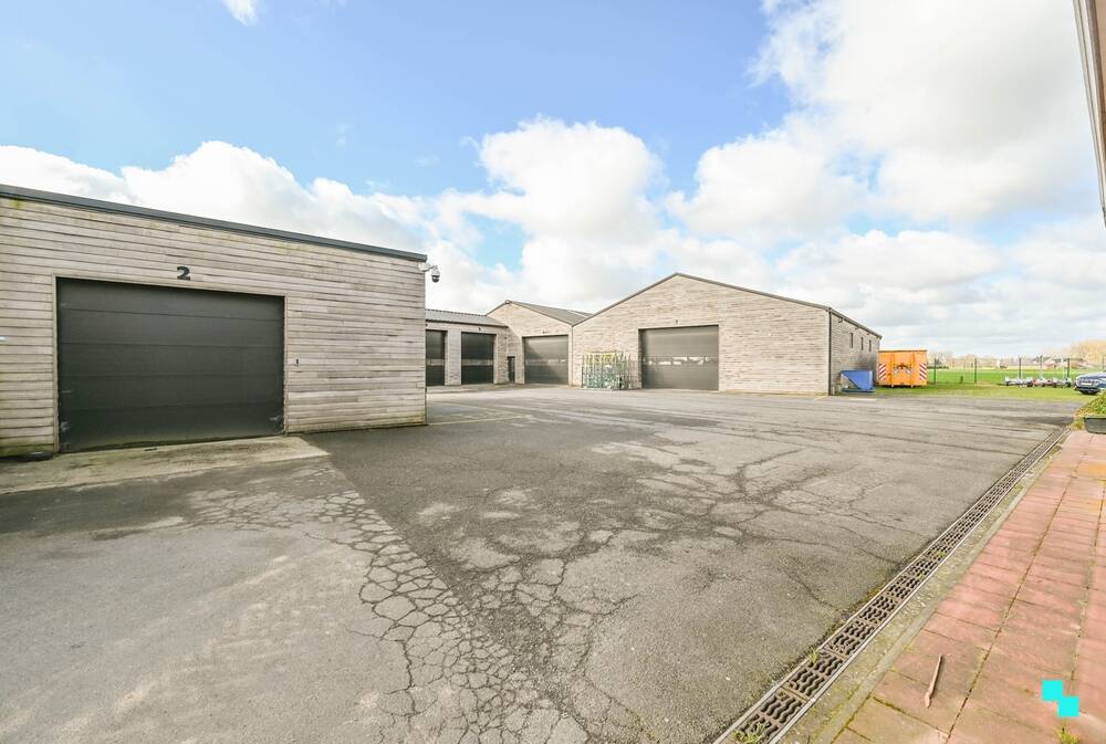 Huis te koop in Wingene 8750 669000.00€ 4 slaapkamers 233.00m² - Zoekertje 499759