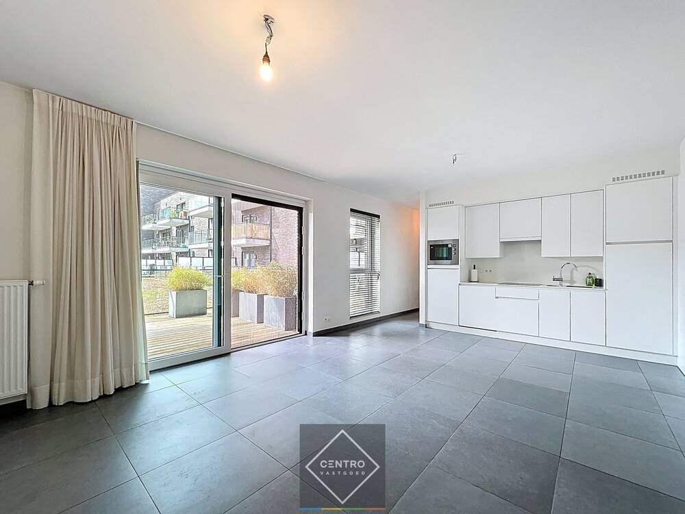 Appartement te koop in Roeselare 8800 0.00€ 1 slaapkamers 73.00m² - Zoekertje 499723