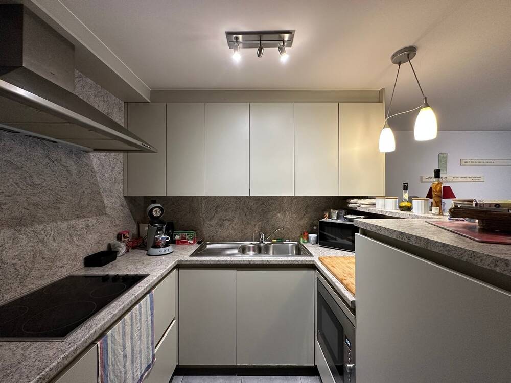 Appartement te  huur in Oostende 8400 775.00€ 2 slaapkamers 76.00m² - Zoekertje 499756