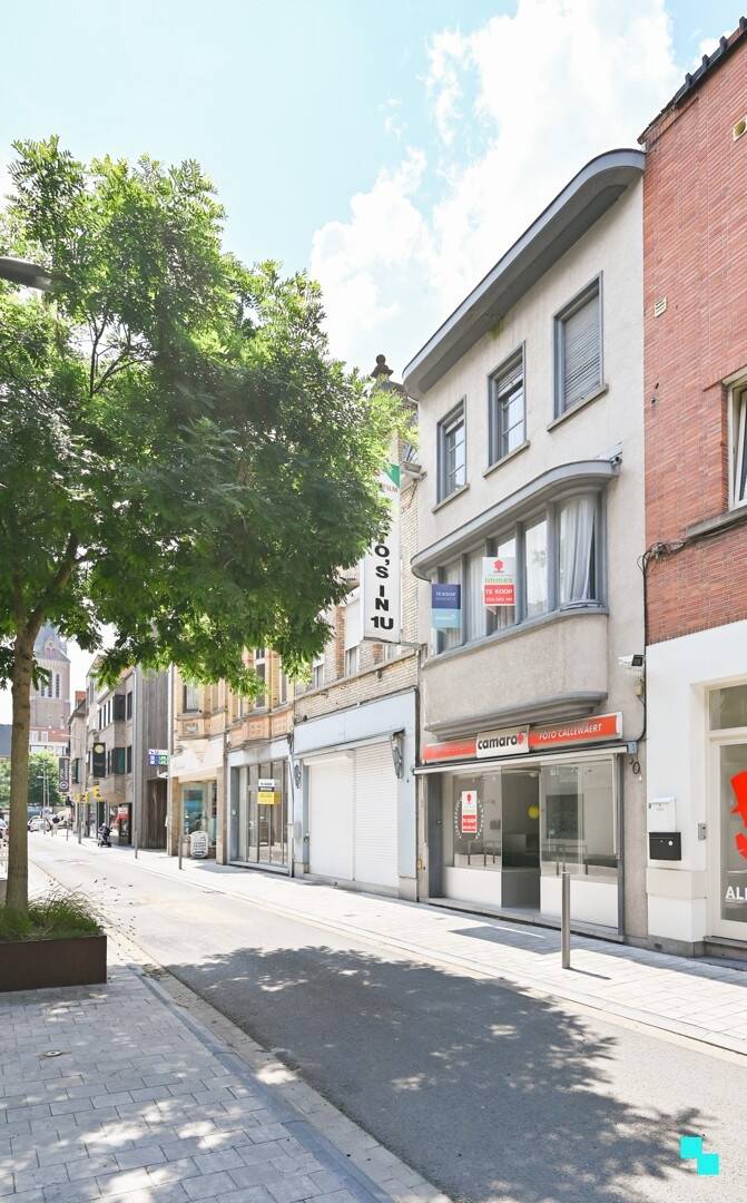 Huis te koop in Izegem 8870 135000.00€ 4 slaapkamers 246.00m² - Zoekertje 499761