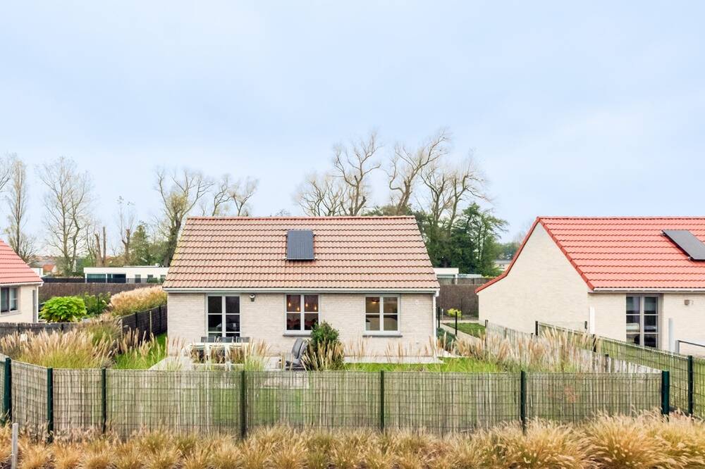 Huis te koop in Lombardsijde 8434 320000.00€ 3 slaapkamers 118.00m² - Zoekertje 499974