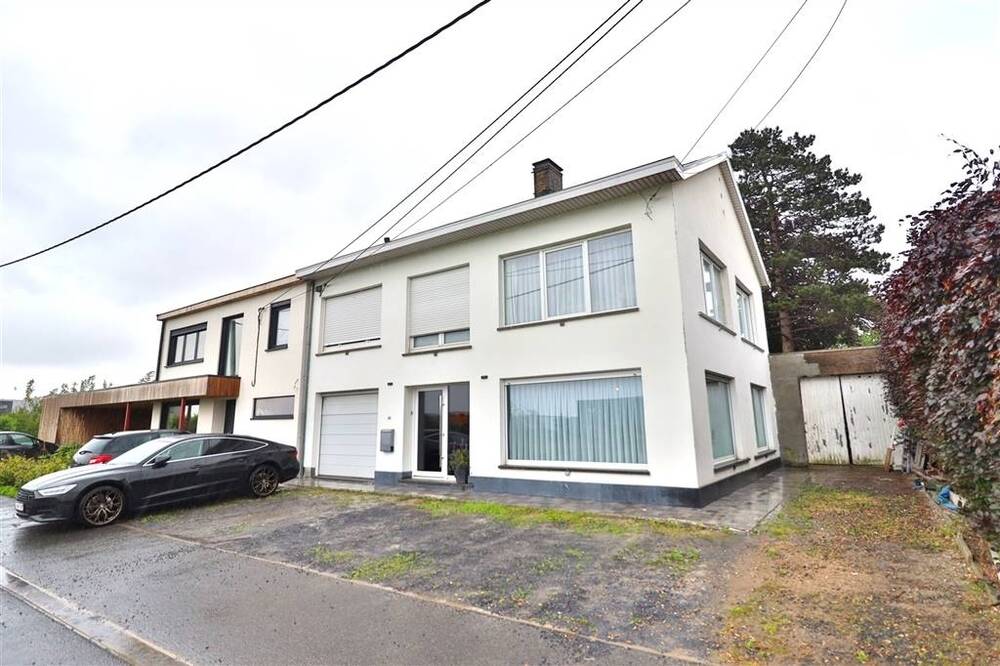 Huis te koop in Roeselare 8800 365000.00€ 4 slaapkamers 251.00m² - Zoekertje 499848