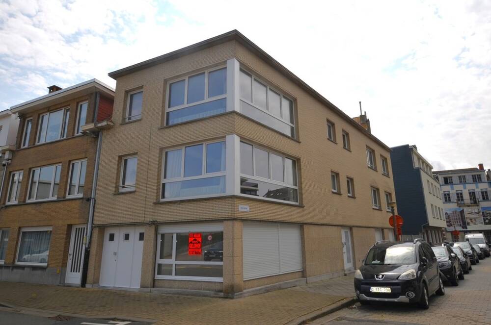 Appartement te  huur in Oostende 8400 785.00€ 2 slaapkamers m² - Zoekertje 499192