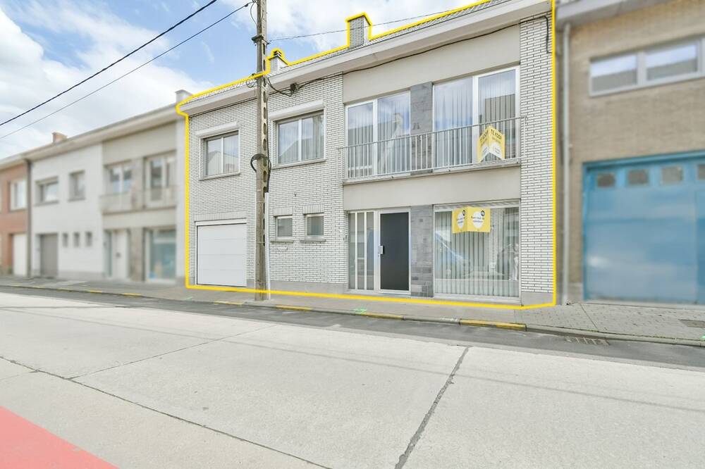 Huis te koop in Lendelede 8860 299000.00€ 5 slaapkamers 216.00m² - Zoekertje 499293