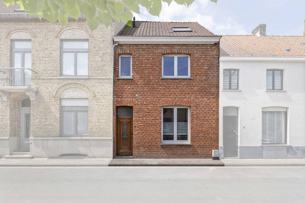 Huis te koop in Gistel 8470 249000.00€ 3 slaapkamers m² - Zoekertje 498674