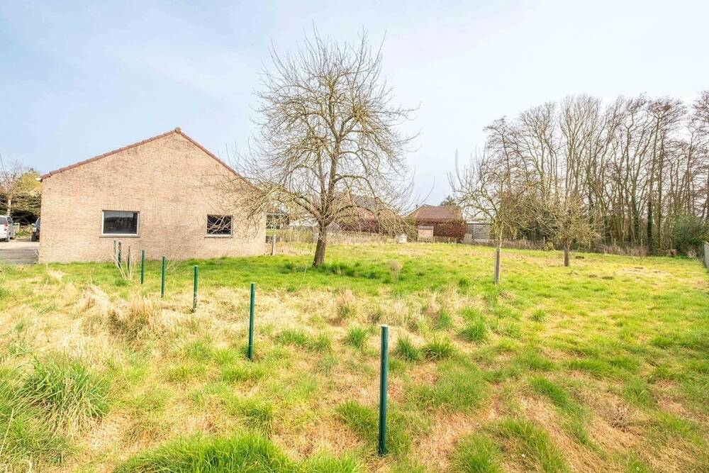 Grond te koop in Koekelare 8680 212000.00€ slaapkamers m² - Zoekertje 498846