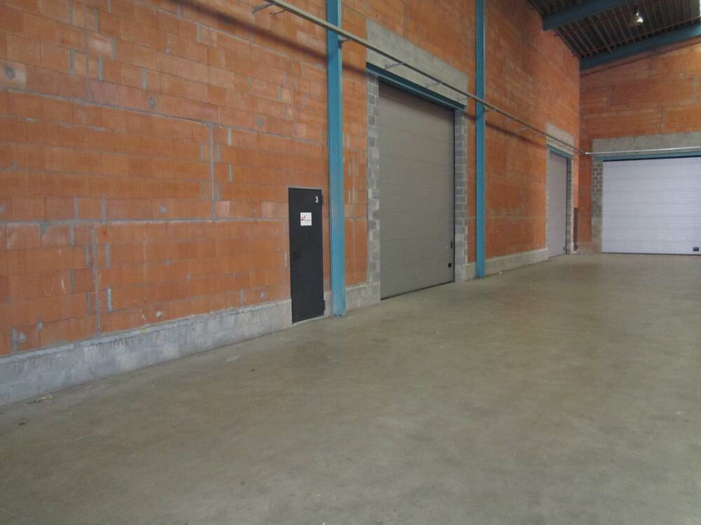 Handelszaak te huur in Ardooie 8850 275.00€ 0 slaapkamers m² - Zoekertje 498875