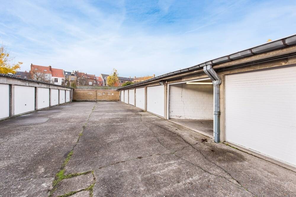 Appartementsgebouw te in Brugge 8000 65000.00€ slaapkamers m² - Zoekertje 497844