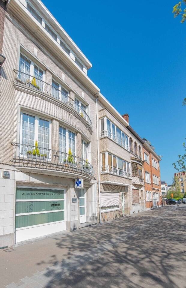 Huis te koop in Oostende 8400 329000.00€ 6 slaapkamers 313.00m² - Zoekertje 498122