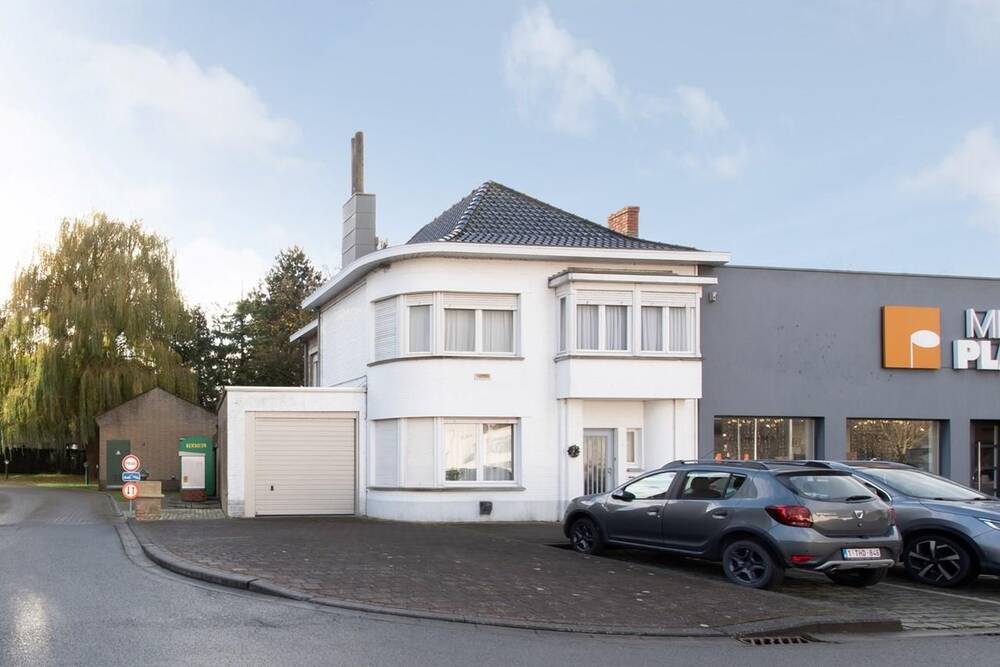 Huis te koop in Veurne 8630 329000.00€ 4 slaapkamers 165.00m² - Zoekertje 497332