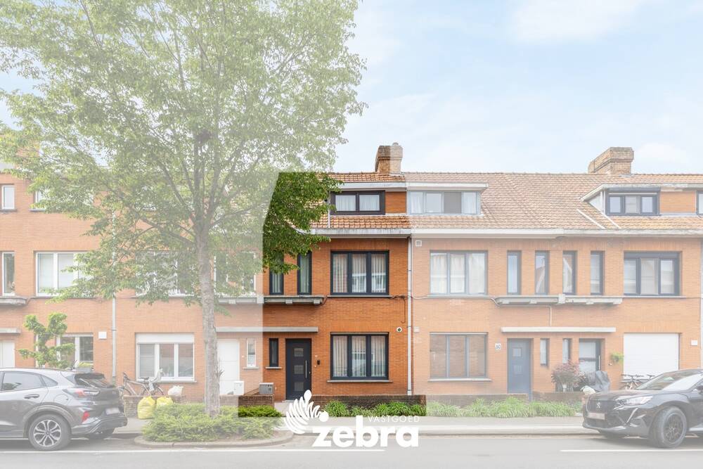 Huis te koop in Assebroek 8310 285000.00€ 4 slaapkamers 144.00m² - Zoekertje 497428