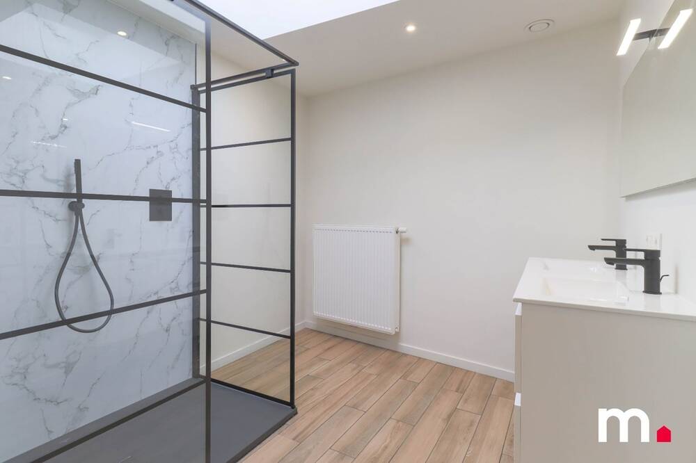Huis te koop in Kortrijk 8500 335000.00€ 4 slaapkamers 186.00m² - Zoekertje 497351