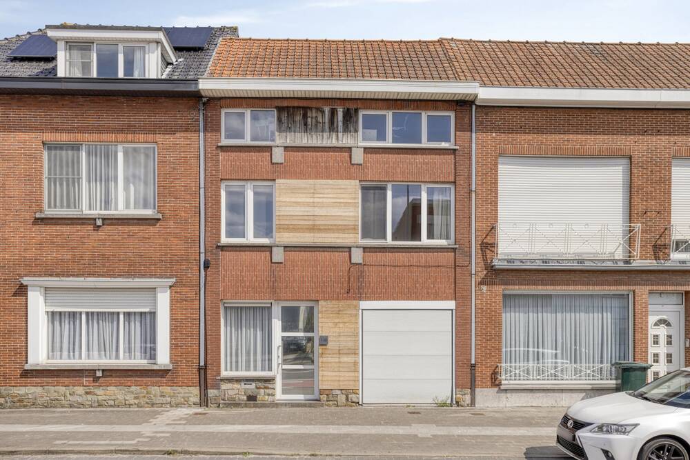 Huis te in Kortrijk 8500 275000.00€ 3 slaapkamers m² - Zoekertje 497976