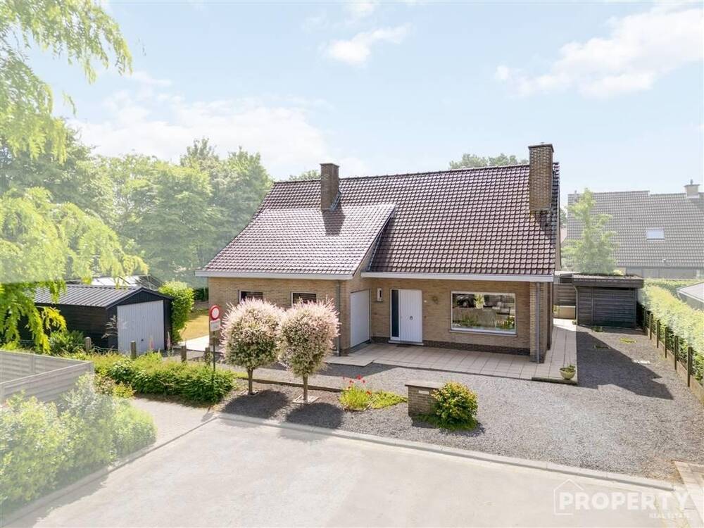 Huis te koop in Moorsele 8560 365000.00€ 4 slaapkamers 190.00m² - Zoekertje 498025