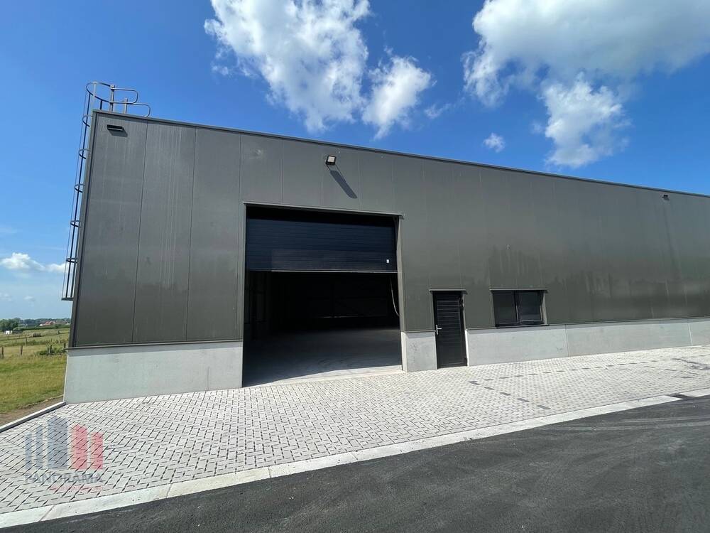 Handelszaak te  huur in Tielt 8700 780.00€  slaapkamers 144.00m² - Zoekertje 497454