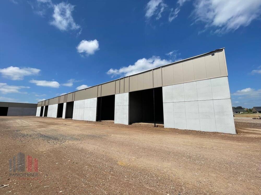 Handelszaak te koop in Tielt 8700 315000.00€ slaapkamers 212.00m² - Zoekertje 496309