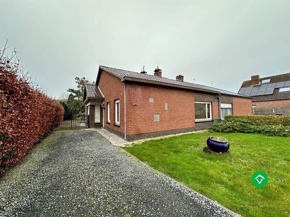Huis te koop in Ichtegem 8480 245000.00€ 2 slaapkamers m² - Zoekertje 496693