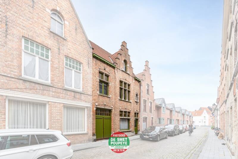 Huis te koop in Brugge 8000 415000.00€ 4 slaapkamers 243.00m² - Zoekertje 496941