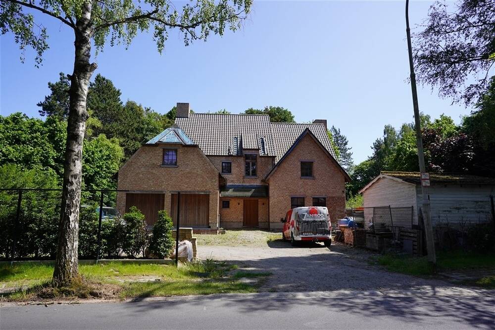 Huis te koop in Kortrijk 8500 840000.00€ 4 slaapkamers 400.00m² - Zoekertje 496265
