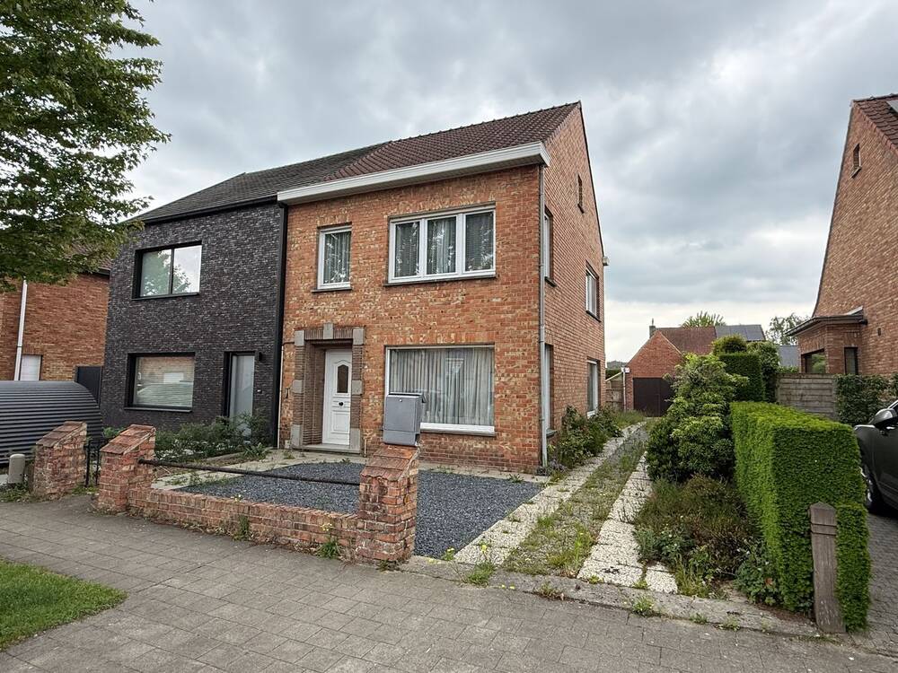 Huis te koop in Sint-Andries 8200 375000.00€ 3 slaapkamers 128.00m² - Zoekertje 496430