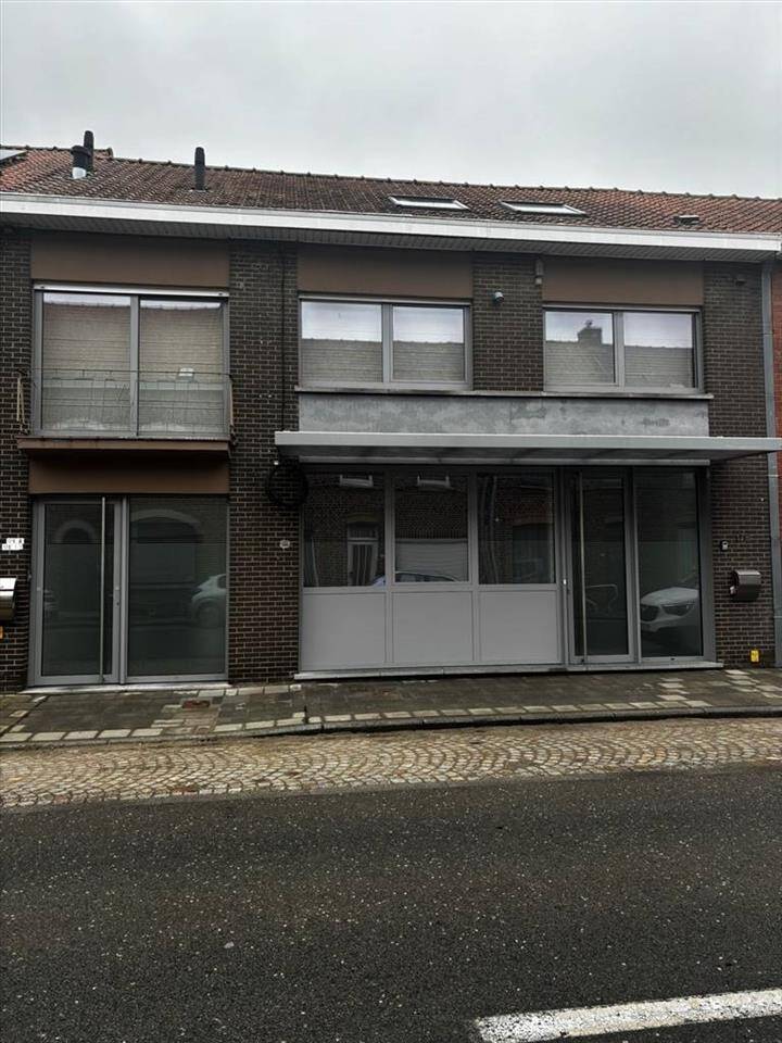 Appartement te huur in Vlamertinge 8908 850.00€ 2 slaapkamers 107.50m² - Zoekertje 496631